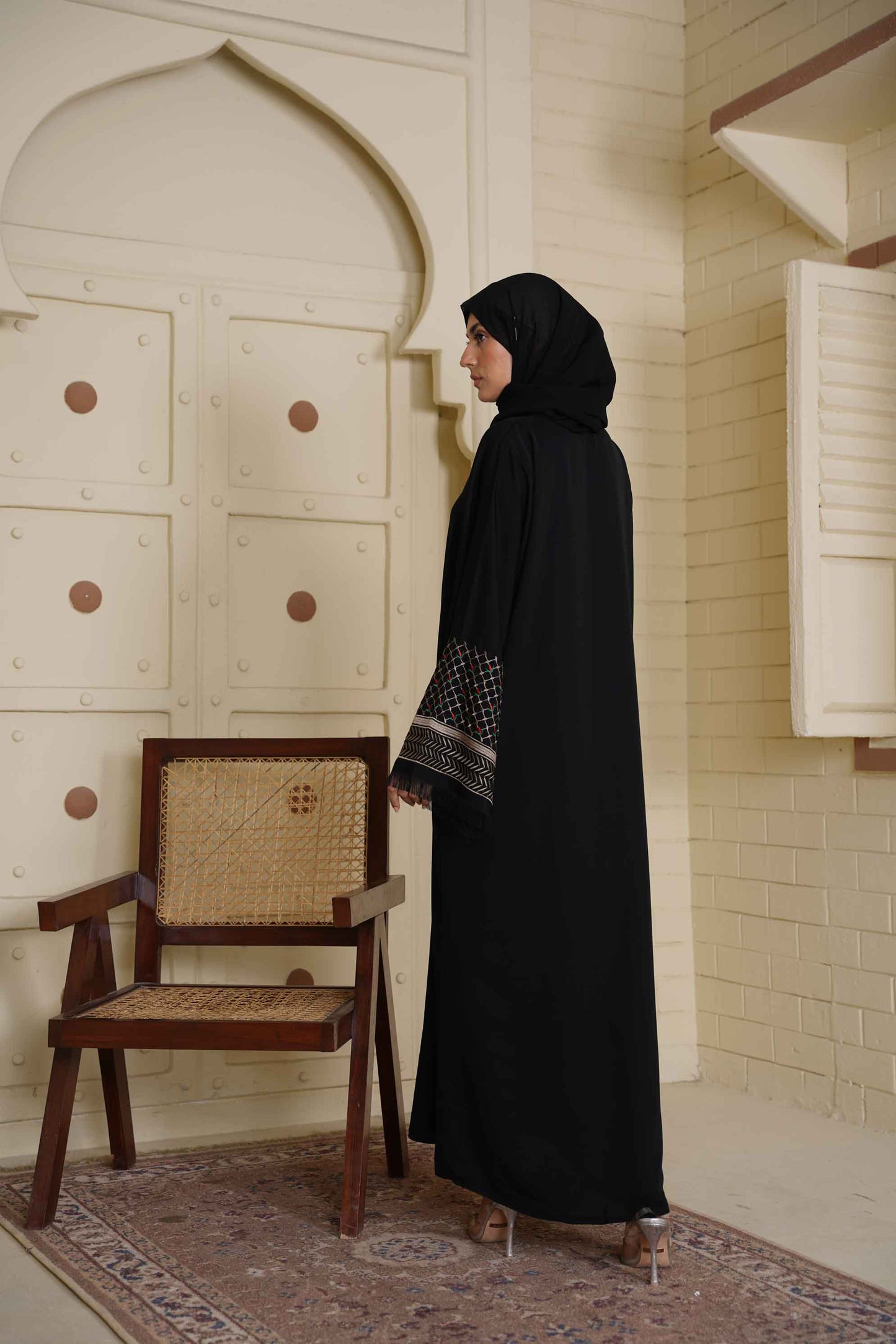 Black Embroidered Cuff Abaya