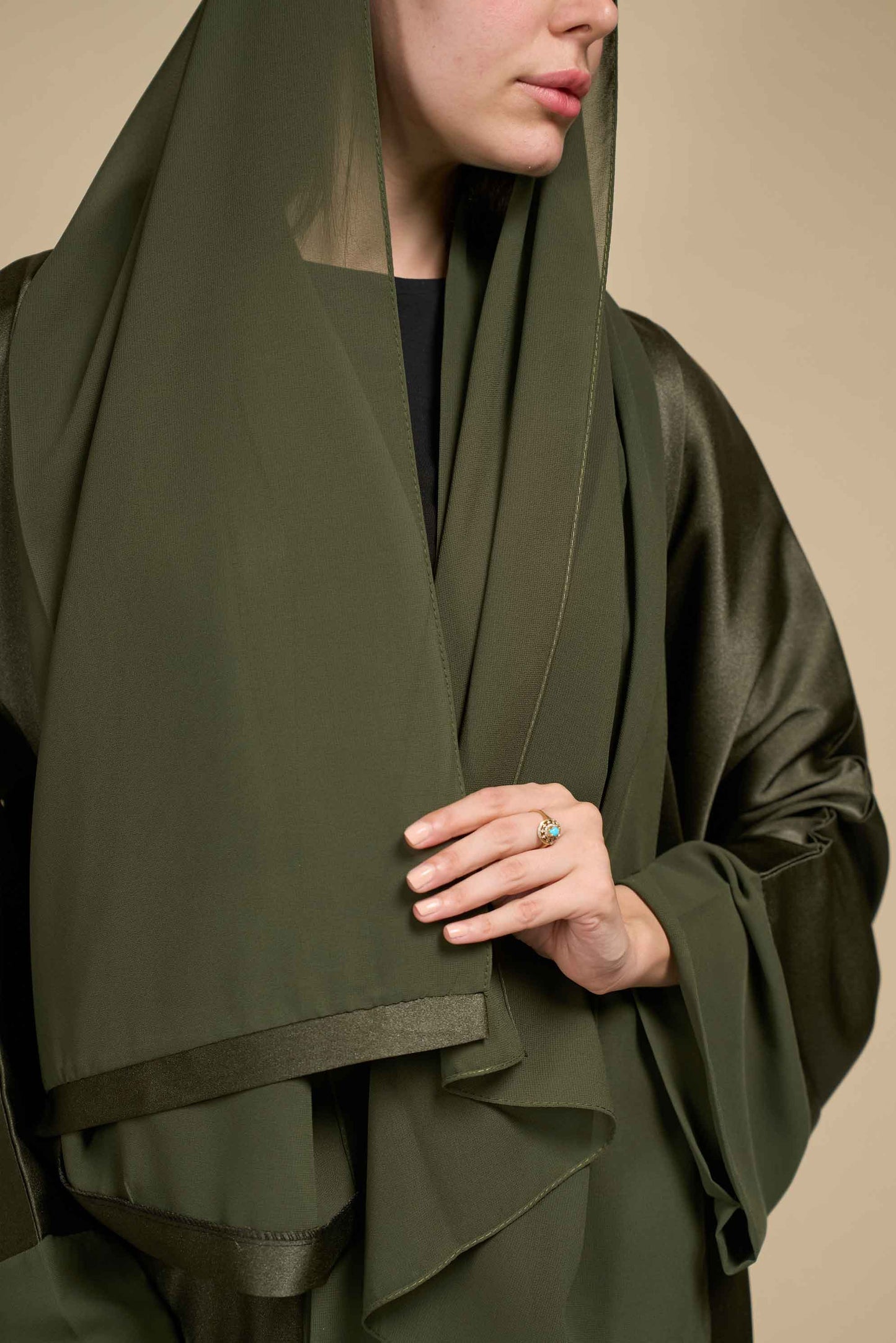 Olive Abaya