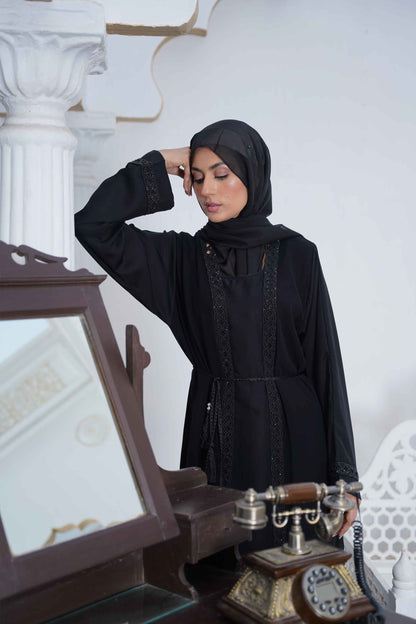 Noir Elegance Abaya